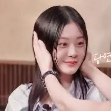 《惠s CLUB-郑秀彬》：揭秘韩国成人影片背后的故事，一场关于爱与真实的欲望游戏